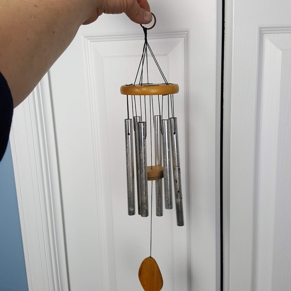 Vintage Wood and metal wind chimes - Picture 7 of 8